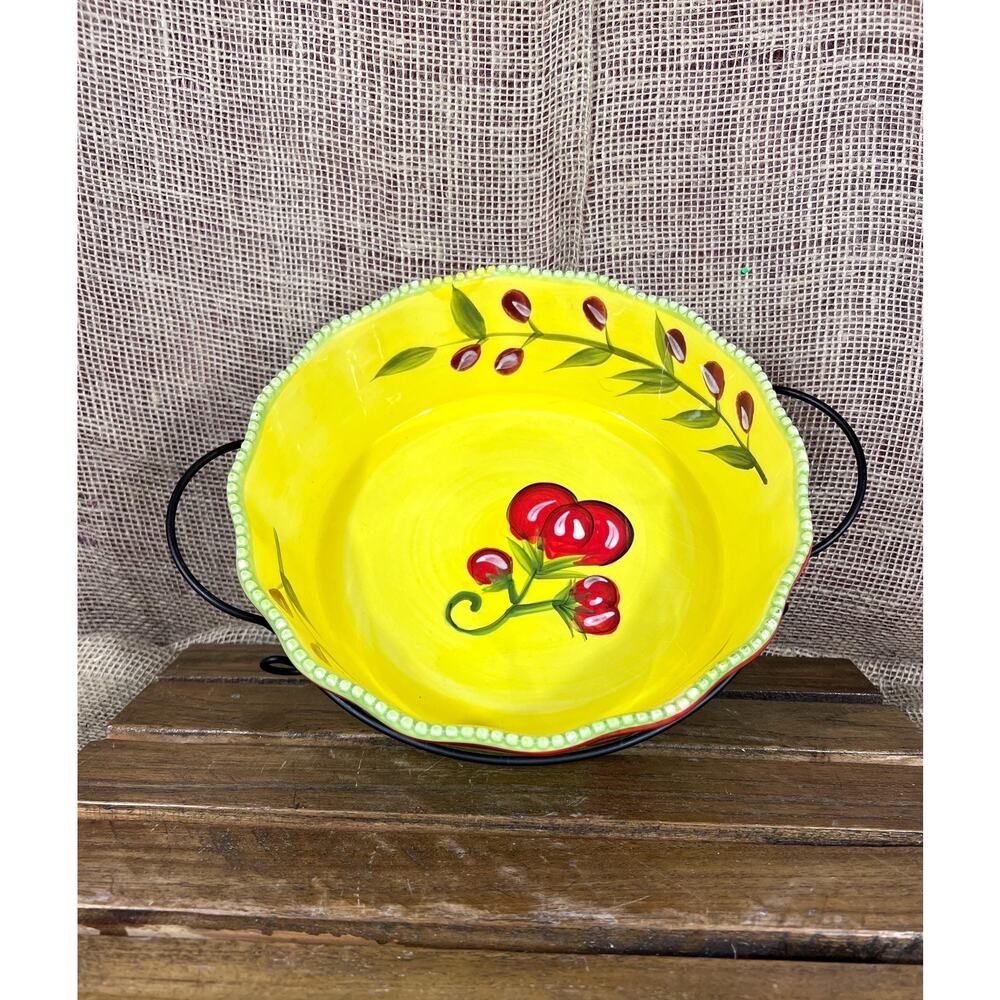 Temptations Cucina Bakeware Serving Dish with Metal Stand~Scalloped Edges-2.5 qt